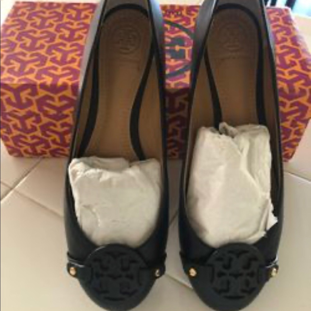AUTHENTIC Tory Burch flats